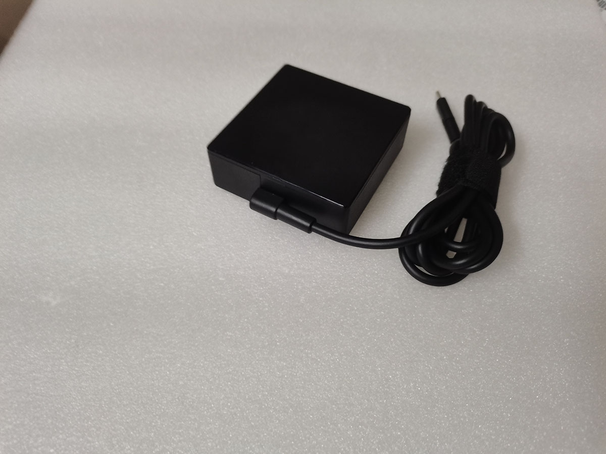 ADP-130HB B 20V 6.5A TYPE-C 13 - مراجعة Pc Gaming Uk وسعره